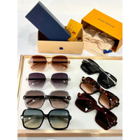 Louis Vuitton Z2917W LV Aura Square Sunglasses   ✨