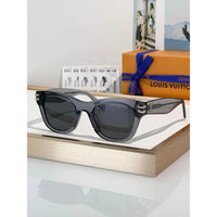 Louis Vuitton Z2927U LV Midnight Cat Eye Sunglasses   ✨