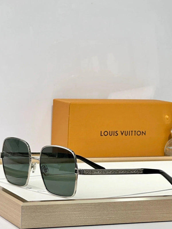Louis Vuitton Z2955U LV Aura Square Sunglasses ✨