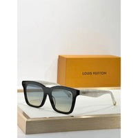 Louis Vuitton Z2970W LV Script Square Sunglasses ✨