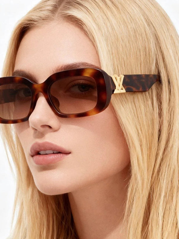 Louis Vuitton Z3013U LV Go-14 Oval Sunglasses  ✨