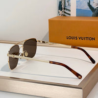 Louis Vuitton Z3388U  LV Whisper Squared Sunglasses✨