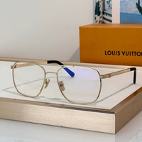 Louis Vuitton Z3388U  LV Whisper Squared Sunglasses✨
