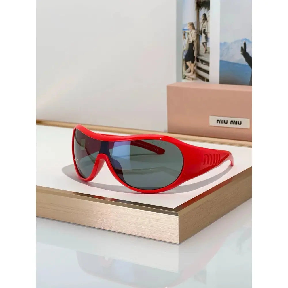 Miu Miu SMUB14 Runway  Women's Sunglasses ✨