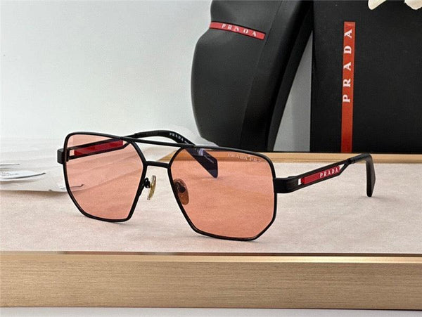 Prada Men's  Black / Silver Grey Lens Aviator 51-18🖤