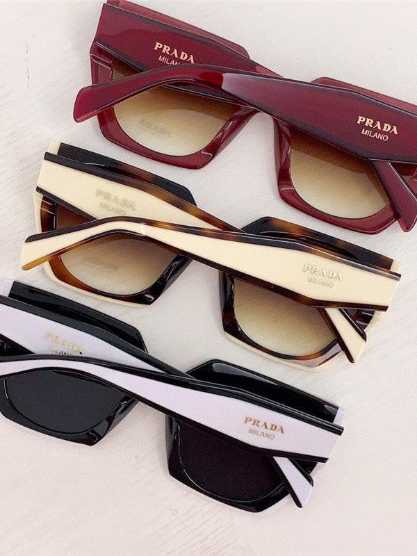 PRADA PR 15WS Sunglasses 54mm✨