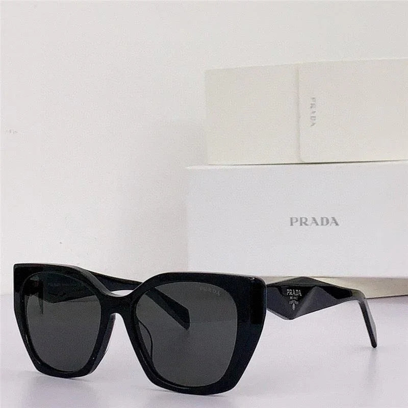 Prada PR 19ZS Oval Round Sunglasses 🟥
