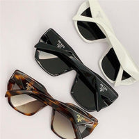 Prada PR 19ZS Oval Round Sunglasses 🟥