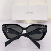 Prada PR 19ZS Oval Round Sunglasses 🟥