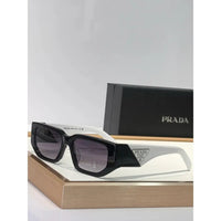 PRADA SPR09Z Sunglasses with triangle logo 🟥