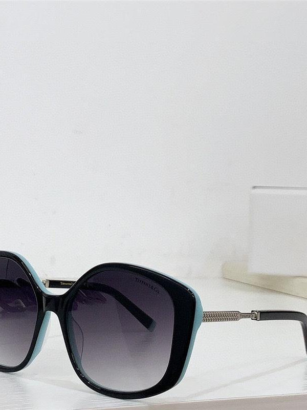 Tiffany & Co. 4192 SOLE 80013C 54 Women’s Sunglasses✨