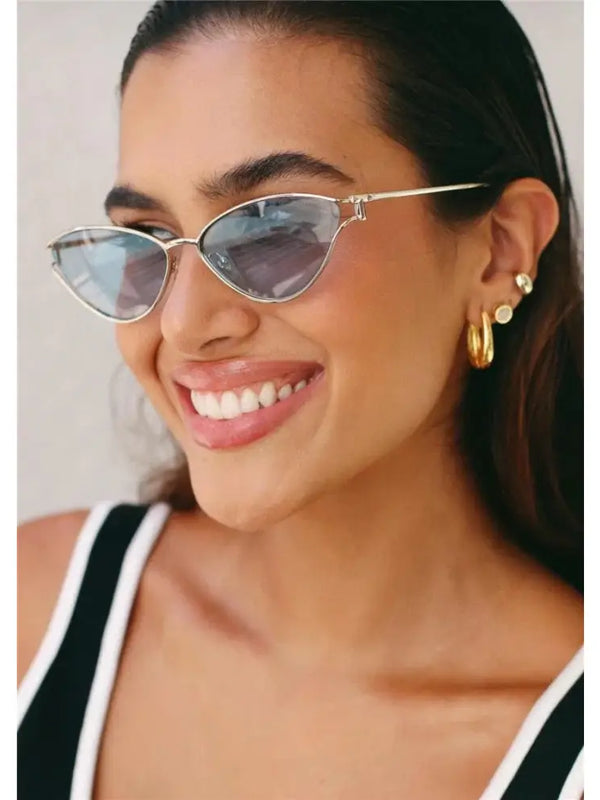 TIFFANY & CO TF3095  Women's Sunglasses ✨
