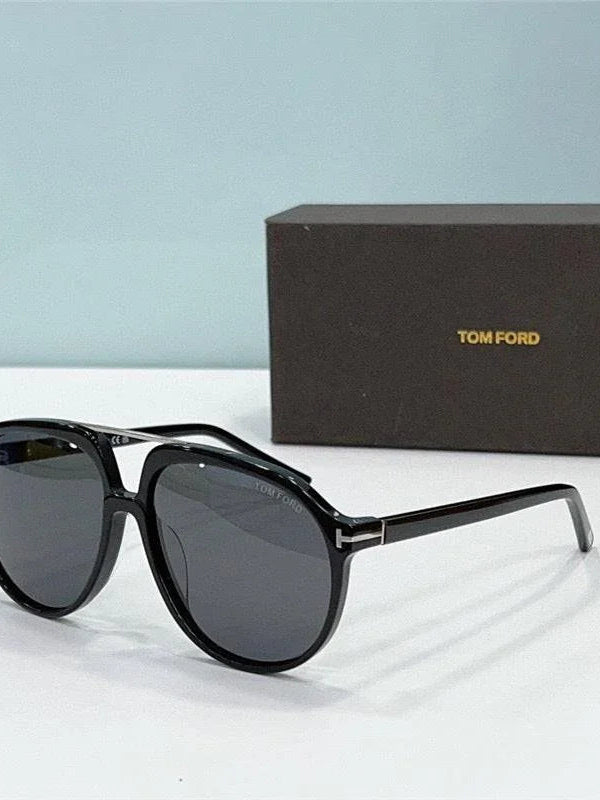 TOM FORD ARCHIE TF1079 Sunglasses 🔱