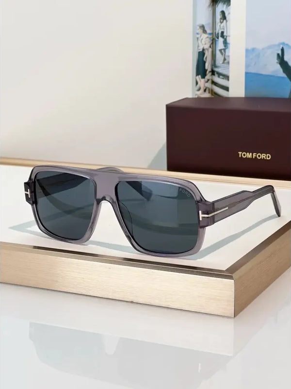 TOM FORD Camden TF933 01A Celebs Sunglasses 🔱