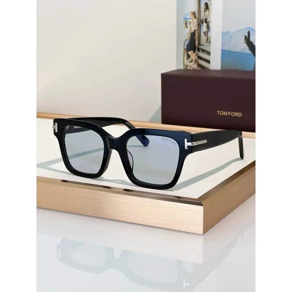TOM FORD  Tom Ford Icon Collection TF 6078  🔱