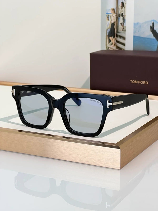 TOM FORD  Tom Ford Icon Collection TF 6078  🔱