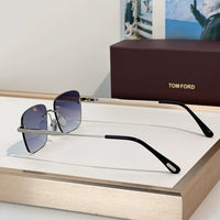 TOM FORD JAKE FT1354 Sunglasses 🔱
