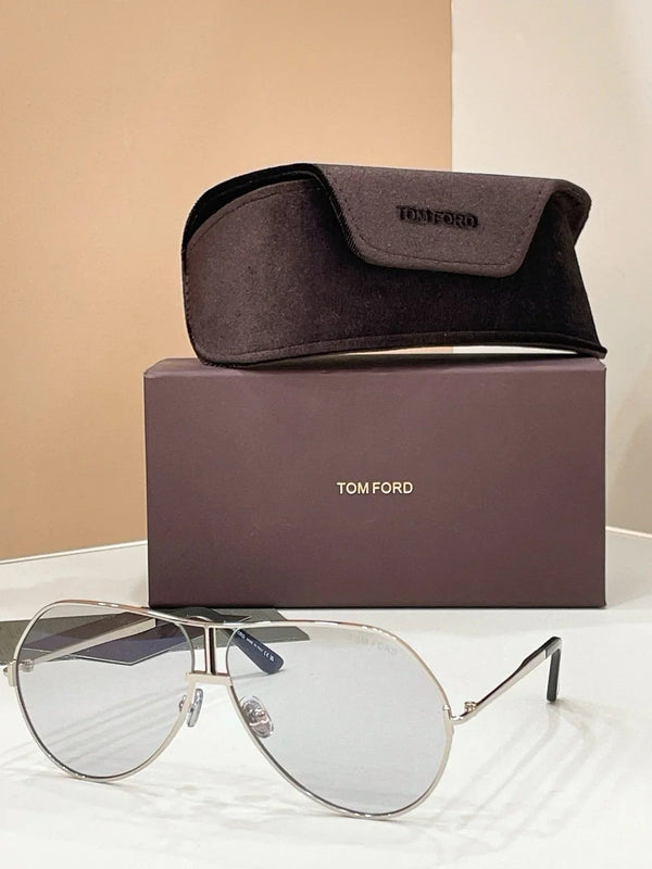 TOM FORD  Rickie-02 TF1281 30N Sunglasses 🔱