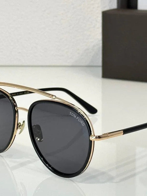 TOM FORD Sunglasses TF 748 Curtis 01D 59mm Polarized TF748s ✨
