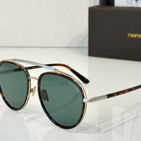 TOM FORD Sunglasses TF 748 Curtis 01D 59mm Polarized TF748s ✨