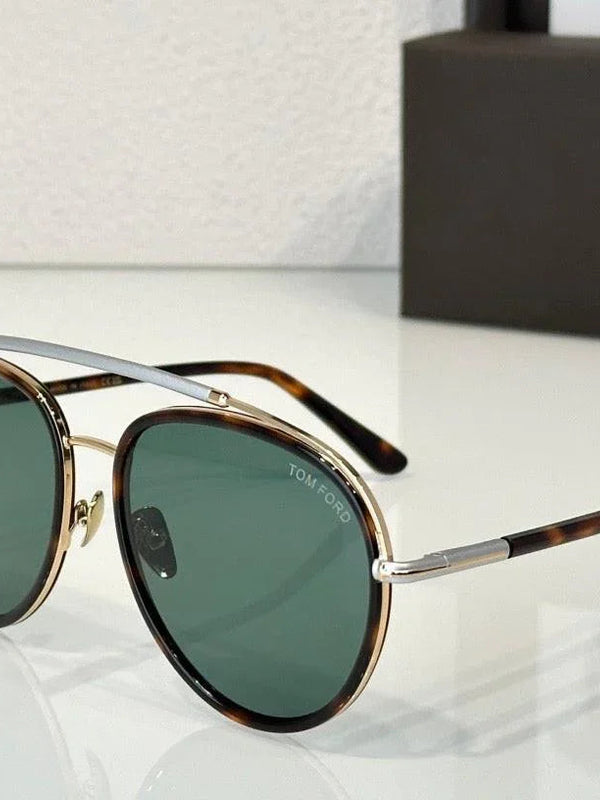 TOM FORD Sunglasses TF 748 Curtis 01D 59mm Polarized TF748s ✨