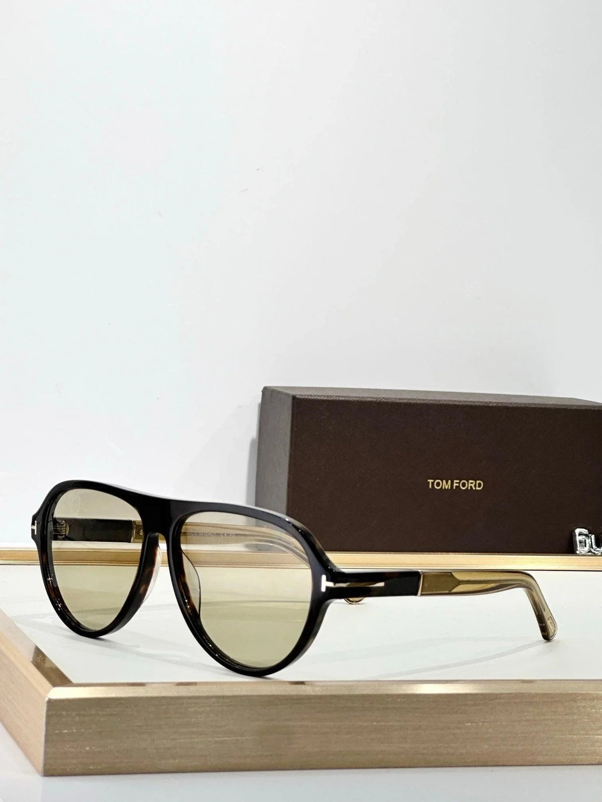 TOM FORD TF1080 PHOTOCHROMATIC QUINCY Sunglasses ✨