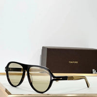 TOM FORD TF1080 PHOTOCHROMATIC QUINCY Sunglasses ✨