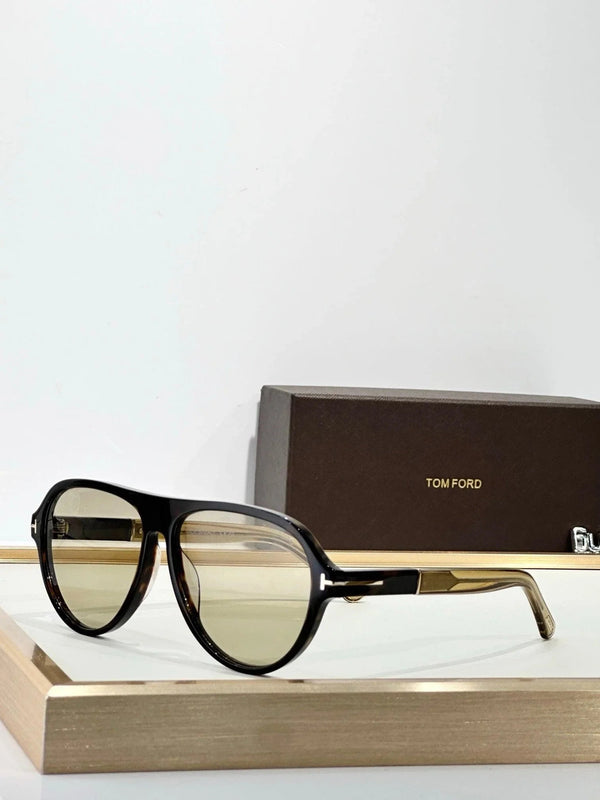 TOM FORD TF1080 PHOTOCHROMATIC QUINCY Sunglasses ✨