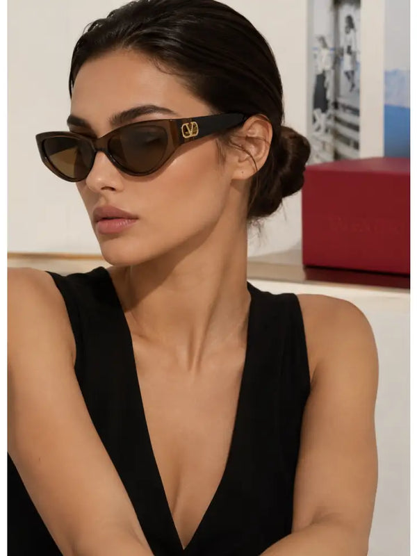 Valentino Vain Light VG0014S 001 Sunglasses✨
