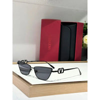 Valentino VLOGO SIGN CAT-EYE TITANIUM FRAME VLS135B Sunglasses✨