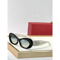 Valentino VLS178 Round Sunglasses✨