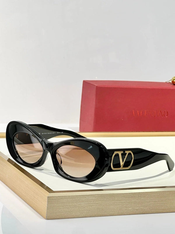 Valentino VLS178 Round Sunglasses✨