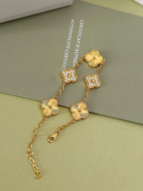 Van Cleef Vintage Alhambra Bracelet 18K Gold Plated Women's Jewelry 19 models✨
