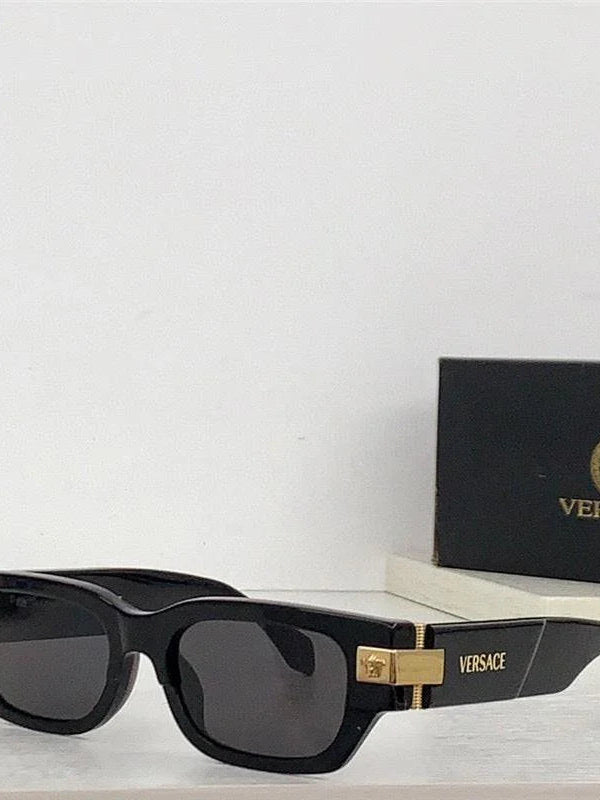 Versace VE4465 GB1/87 53-18 Rectangle Unisex SUNGLASSES ✨